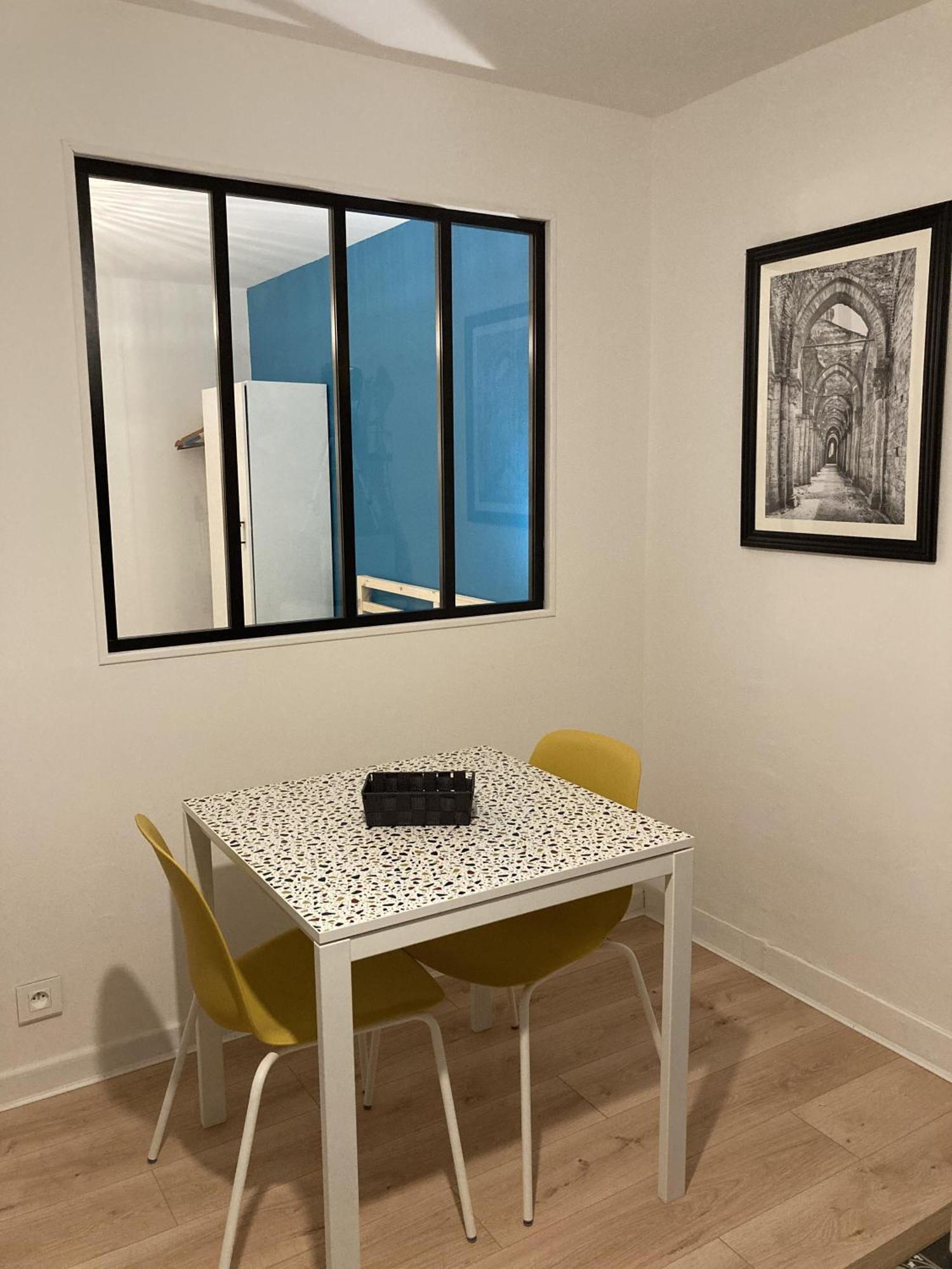 Le petit Studio proche gare Flers  Chambre photo
